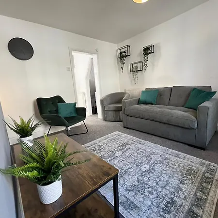 Perfect For Contractors, Businesses, Sleeps 6, Stylish Home, Free Parking, Long Term Disc * Brotton